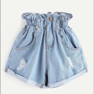 SIZE S elastic high waisted denim shorts